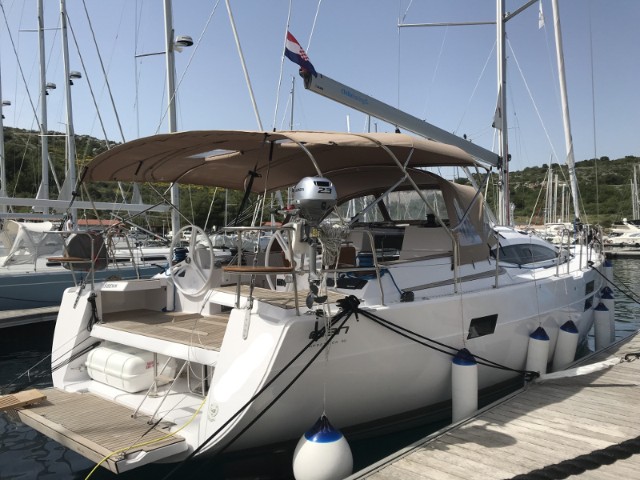 Elan 50 Impression - External image